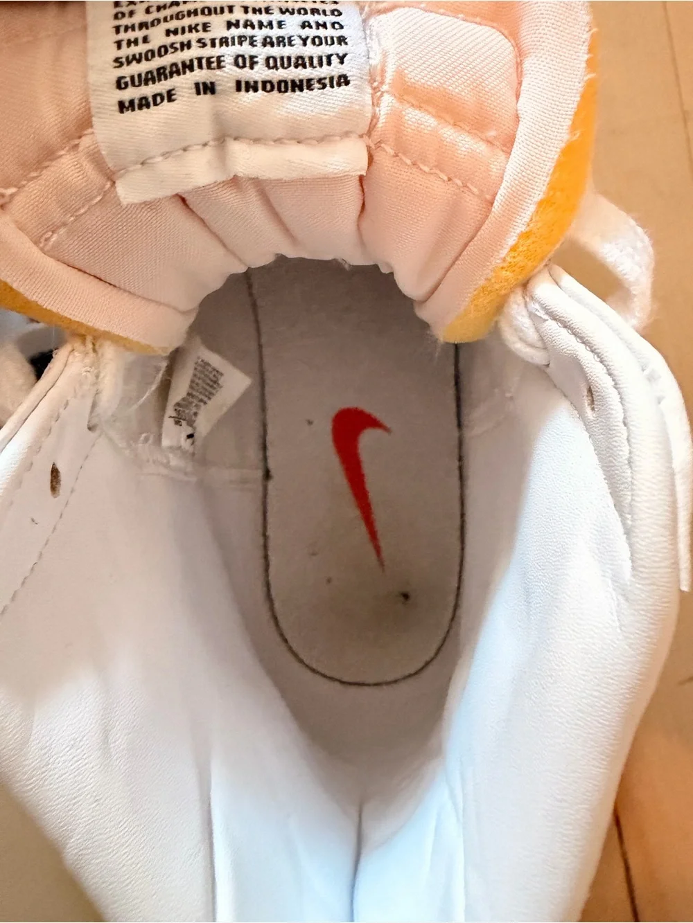 Nike Kids 7.5 White Blazer High Top Sneakers